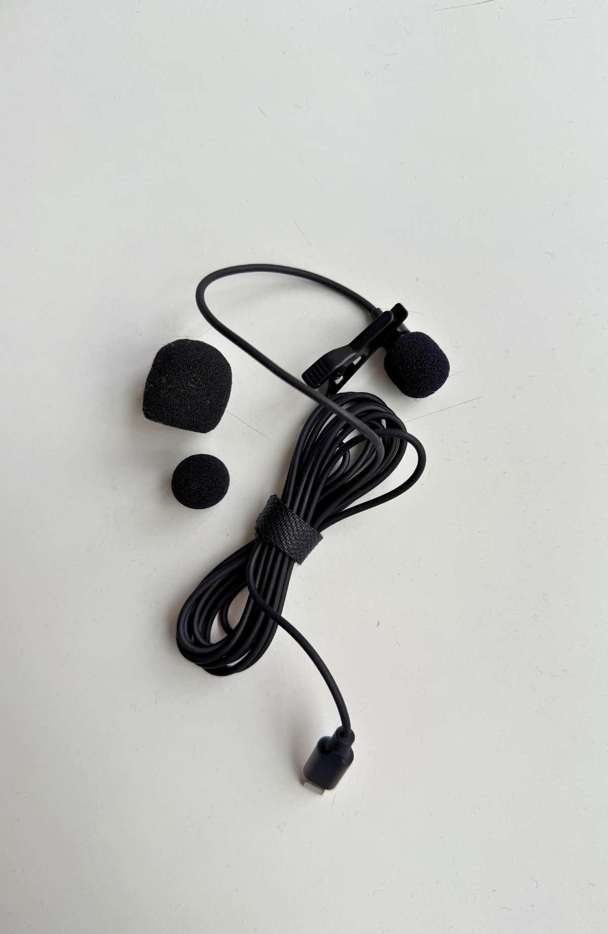 Micrófono Negro con clips