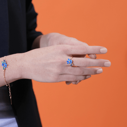 Anillo ajustable lirio de Siberia y cristal en facetas